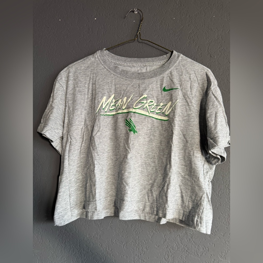 Nike Gray University of North Texas cropped tshirt